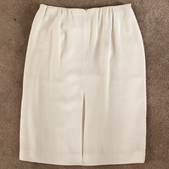 Elana by Tanner - Picture 2 of 5